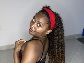 hot cam girl masturbating with vibrator LizzyClem