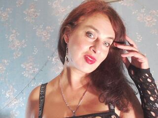 girl showing pussy LucianaLuxe