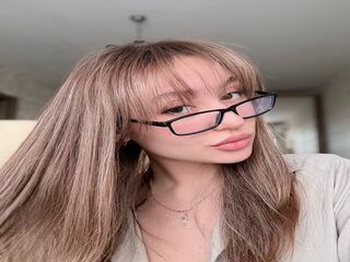 camslut naked LunaTimer