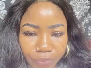 nude camgirl pic LunarTony