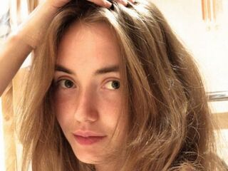 fingering MargotMcerlean