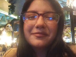 naughty cam girl MaryClarck