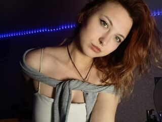girl chatroom MaudieTuttle