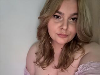 chat room sex webcam MeganDarcy