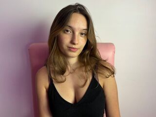 hot cam girl masturbating with vibrator MelissaWhites