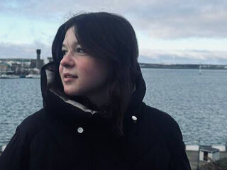 webcam babe chat room MellieTierce