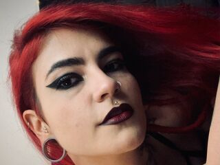 camslut topless MinaJade