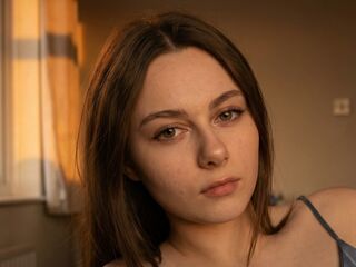 fingering girl webcam  MireyaElowen