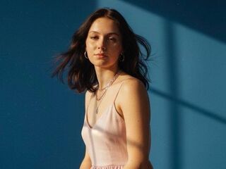 naughty cam girl fingering shaved pussy MolliePoydras