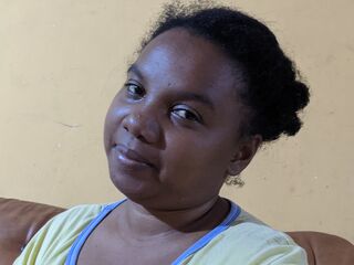 cam girl sexshow MomoRazafy