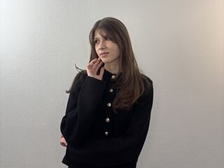 shower webcam MonicaWohletz