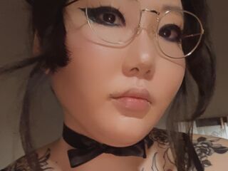 fingering webcamgirl picture MorgueBerry