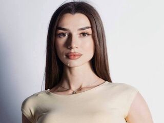 naughty camgirl picture MyriamDonalson