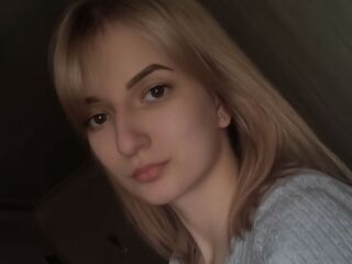 cam girl chatroom NatachaKoepf