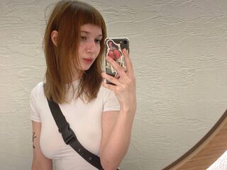 beautiful camgirl NeomaSiniard