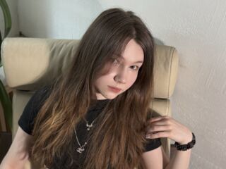 camgirl masturbating with sex toy PeggyCarters