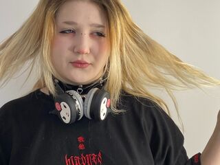 webcam girl chat room PilarVanhee