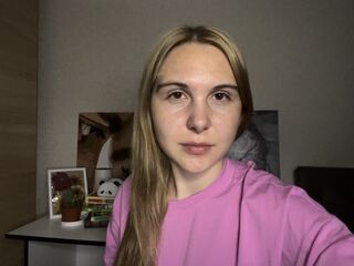 cam girl chat room RamonaPanah