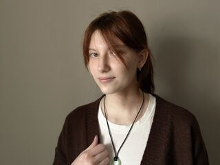 closeup RenataLaughner