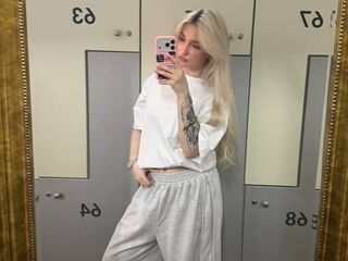 chatrubate cam girl ScarlettAndreula