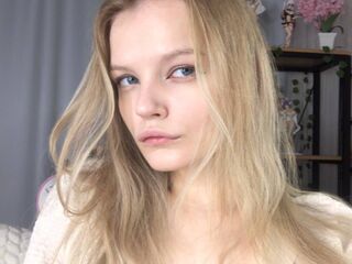 hot girl webcam video ShelyMilan