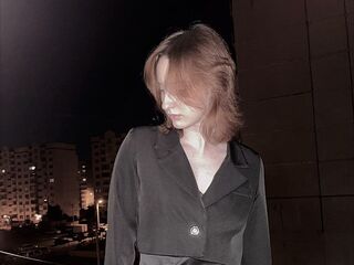 girl porn web cam ShirleenWiens