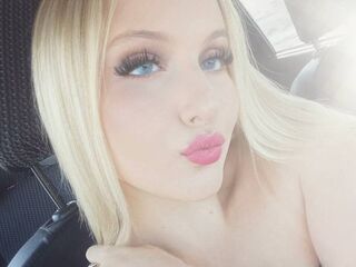 camgirl showing pussy SixtaCola