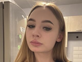 naughty cam girl masturbating SofiaKolen