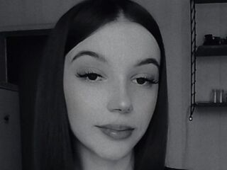 naughty webcamgirl SoilaHoyles