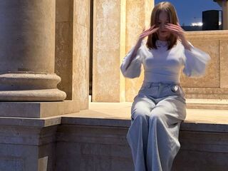 webcam live show SonaQuinley