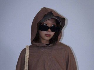 topless webcamgirl SumikoKrejcik