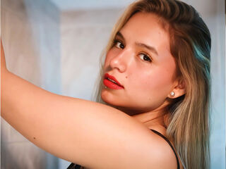 hot cam whore SusieJohns