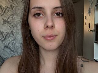 camgirl showing tits TaliaSpong