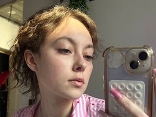 kinky webcam photo ThuyThorstad