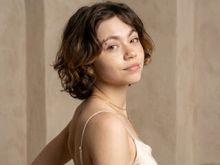 topless cam girl VandaCardwell