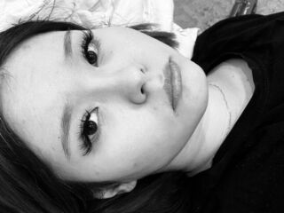 camgirl photo ViolaTilman