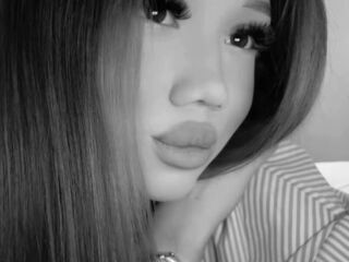 fingering camgirl ZellaRessler